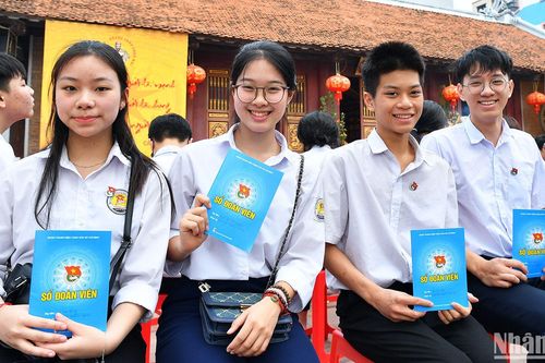 Sôi nổi 'Ngày Đoàn viên' của tuổi trẻ Thủ đô