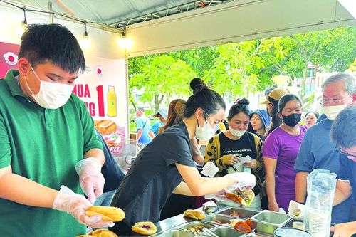 Lễ hội Bánh mì Việt Nam lần thứ 3 thu hút nhiều khách