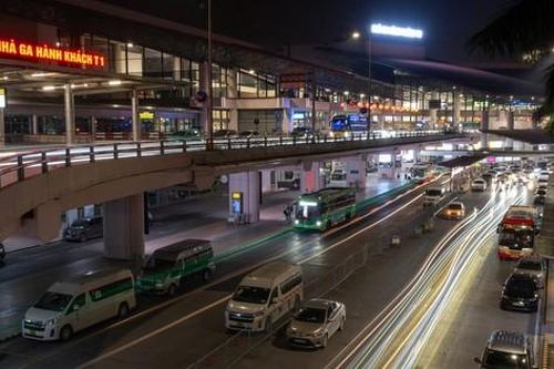 Sân bay Nội Bài tắt điện