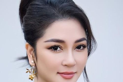 Hoa hậu Nguyễn Thị Huyền: 'Con gái tôi không muốn vào showbiz'