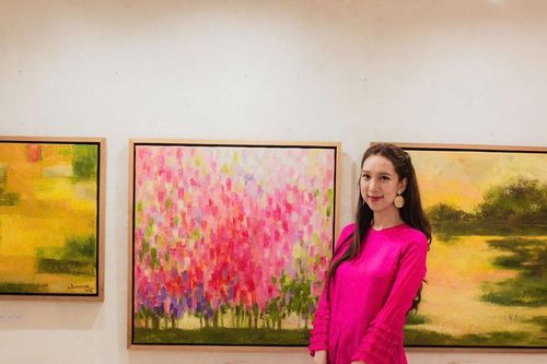 Họa sĩ Vương Linh mang tác phẩm tới triển lãm 'Lấp lánh Việt Nam' ở Áo