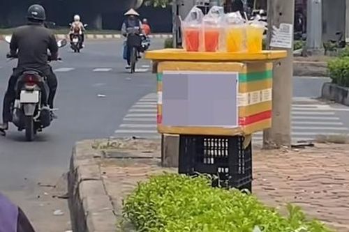 Viết sai chính tả bảng hiệu, quán nước ở ngã tư đèn đỏ hút hơn triệu lượt xem