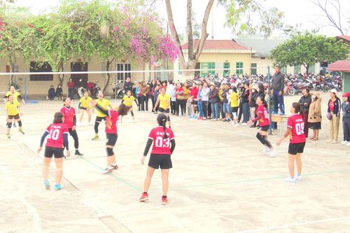 Giải bóng chuyền truyền thống ngành giáo dục huyện Điện Biên năm học 2024 - 2025