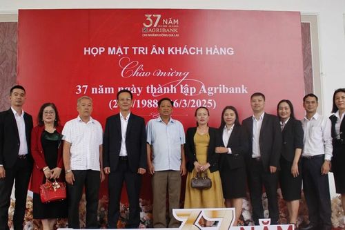 Họp mặt tri ân khách hàng nhân kỷ niệm 37 năm thành lập Agribank