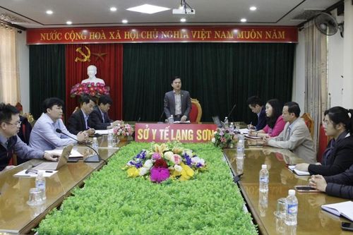 Quyết tâm hoàn thành chiến dịch tiêm chủng vắc-xin phòng, chống dịch sởi trước ngày 31/3/2025