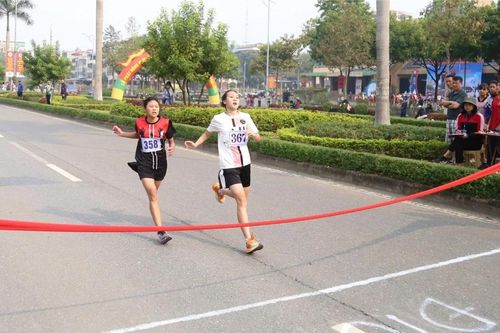 Đam mê trên từng bước chạy