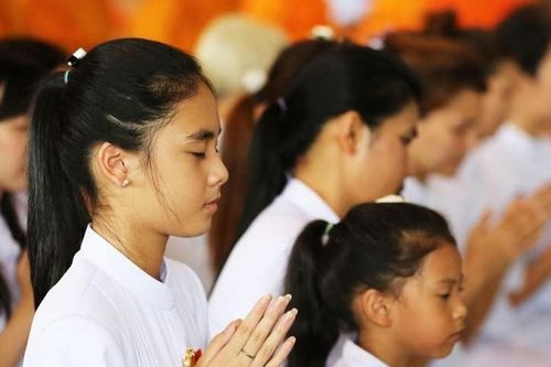 Có thể tự thọ giới Bát quan trai?