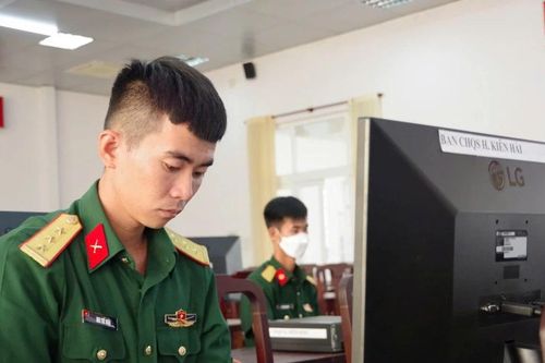 Bộ Chỉ huy Quân sự Kiên Giang đẩy mạnh công tác chuyển đổi số