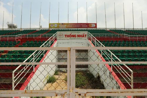 Vì sao tuyển Việt Nam không đá trên sân Thống Nhất?