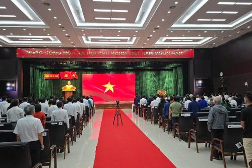 Truy tặng danh hiệu Mẹ Việt Nam Anh hùng và biểu dương, tôn vinh điển hình tiên tiến