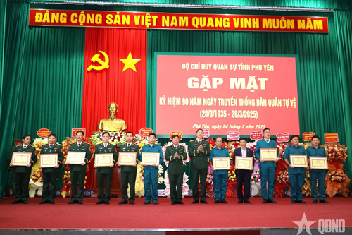 Phú Yên xây dựng lực lượng dân quân tự vệ vững mạnh, rộng khắp