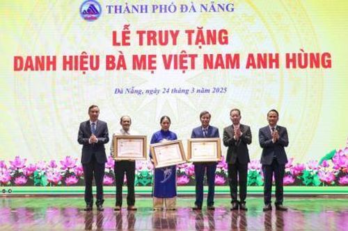 Truy tặng danh hiệu Bà mẹ Việt Nam Anh hùng cho 3 Mẹ ở Đà Nẵng