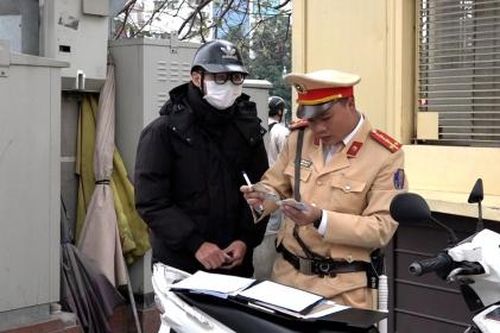 'Quên' Nghị định 168, nhiều người vẫn vi phạm trật tự an toàn giao thông