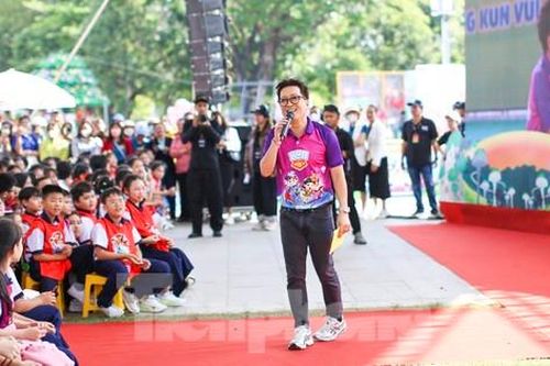 Thiếu nhi Bình Định hào hứng giao lưu tại Ngày hội 'Thiếu nhi vui khỏe - Tiến bước lên Đoàn'