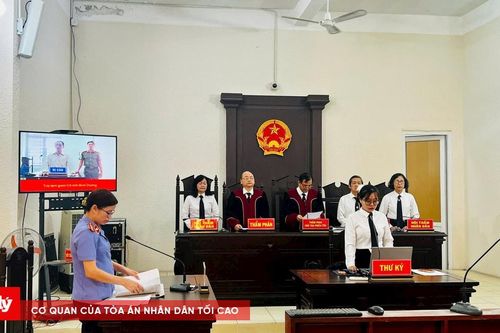 Phóng hỏa đốt người tình rồi bỏ trốn 8 năm