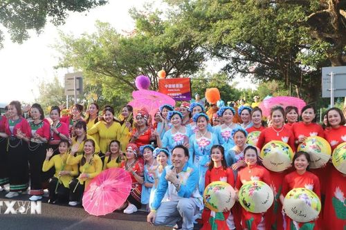 Việt Nam tham dự Lễ diễu hành quốc tế tại Macau