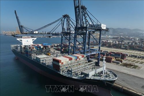 Mỹ xem xét áp thuế tàu Trung Quốc, có thể gây gián đoạn chuỗi cung ứng