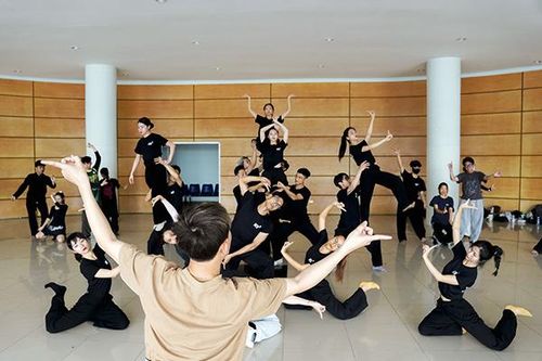 Nhà hát Trưng Vương thực hiện nhiều chương trình hấp dẫn kỷ niệm 50 năm Ngày giải phóng Đà Nẵng