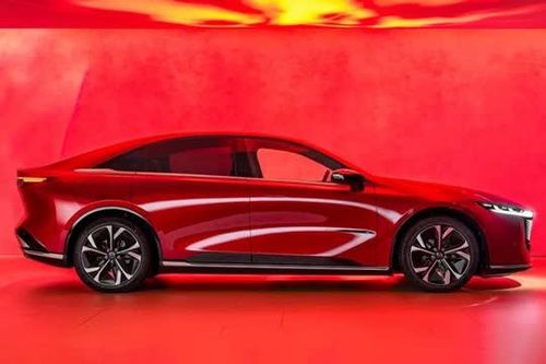 Mazda 6e 2025 trình làng: Công suất 258 mã lực, phạm vi hoạt động 555 km/lần sạc