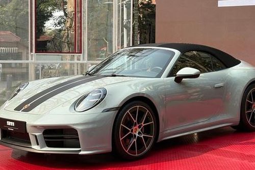Porsche 911 đời 2025 ra mắt tại Việt Nam, thêm động cơ hybrid