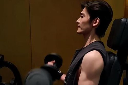 Khán giả phản đối nam diễn viên trở lại showbiz sau scandal chống đối lực lượng chức năng