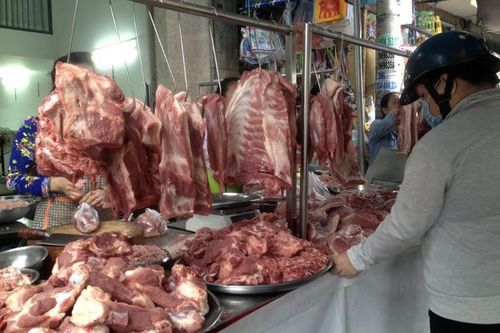 Thịt lợn tăng giá mạnh, bữa cơm hàng ngày có còn như trước?