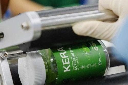 Xử phạt Công ty Chị Em Rọt 125 triệu đồng, thu hồi sản phẩm kẹo rau củ Kera
