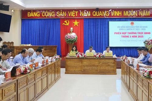 Thường trực HĐND tỉnh họp phiên thường kỳ tháng 3