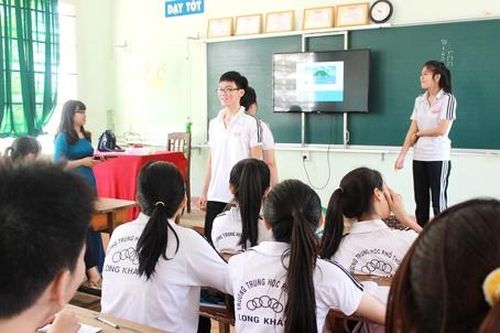 Chủ động hỗ trợ học sinh lớp 12 ôn tập