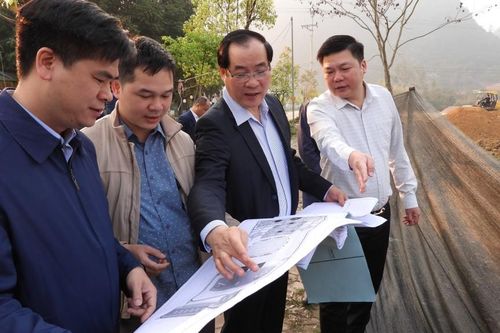 Lãnh đạo UBND tỉnh kiểm tra, xem xét tháo gỡ khó khăn, vướng mắc đối với các dự án tại huyện Văn Quan