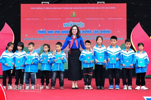 Ngày hội thiếu nhi vui khỏe-Tiến bước lên Đoàn