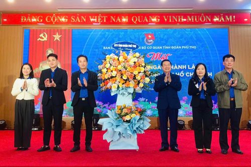 Gặp mặt cựu cán bộ cơ quan Tỉnh đoàn