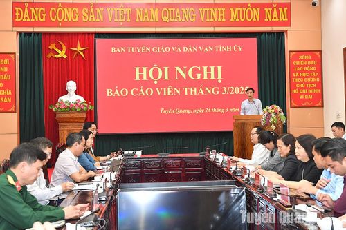 Nhiều nội dung quan trọng tại Hội nghị báo cáo viên cấp tỉnh