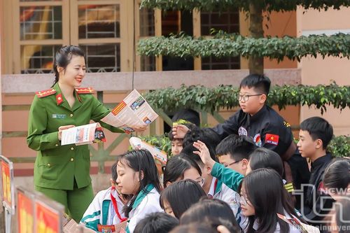 Trên 1.000 học sinh được tuyên truyền về tác hại của ma túy