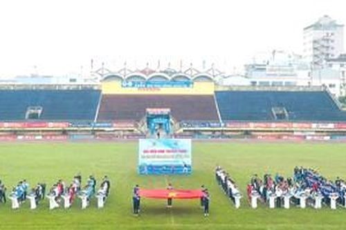 Hơn 700 vận động viên tham gia Giải Điền kinh truyền thống học sinh phổ thông