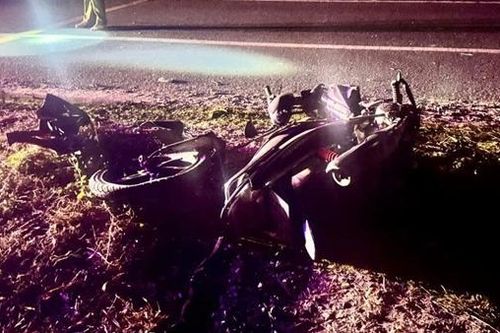 Điều tra vụ xe máy gãy đôi ven quốc lộ, nam thanh niên tử vong