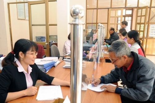Thay đổi giấy tờ sau khi sắp xếp đơn vị hành chính sẽ không mất phí, lệ phí