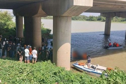 Hoàn cảnh đáng thương của 2 chị em buộc tay nhau dưới sông Dinh: Đều ở với ông bà, nhắn tin cho mẹ và từng có ý định tự tử