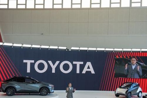 Toyota tái khẳng định quan điểm tiếp cận đa chiều, cam kết nỗ lực sáng tạo lấy khách hàng làm trọng tâm