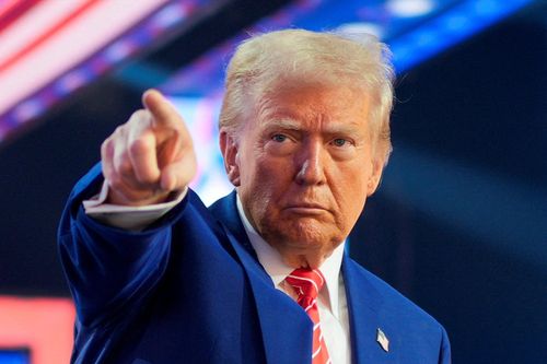 Truyền thông Mỹ: Tổng thống Trump có thể không công bố thuế quan ô tô vào ngày 2-4