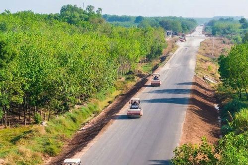 Cao tốc phía Tây đầu tiên ở phía Nam chuẩn bị thông xe