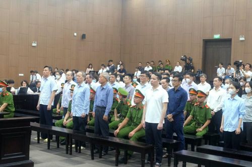 Xét xử vụ án xảy ra tại Tập đoàn FLC: Cựu Chủ tịch Trịnh Văn Quyết vắng mặt