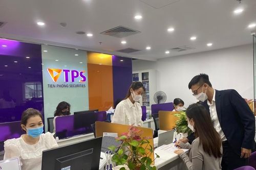 Cổ phiếu 'họ' Tiên Phong thoát cảnh bán tháo