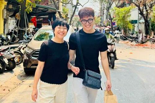 Cách con trai MC Thảo Vân an ủi mẹ sau khi bị mất trộm loạt đồ giá trị