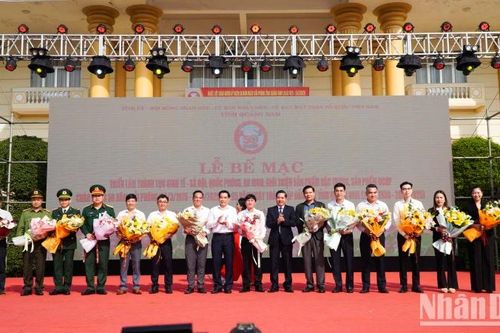 Bế mạc Triển lãm, trưng bày các thành tựu kinh tế-xã hội, quốc phòng-an ninh chào mừng 50 năm ngày giải phóng tỉnh Quảng Nam