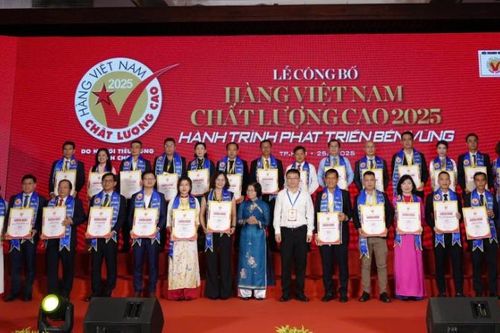 Vinh danh 562 doanh nghiệp hàng Việt Nam chất lượng cao