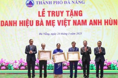 Đà Nẵng vinh danh các tổ chức, cá nhân có nhiều cống hiến