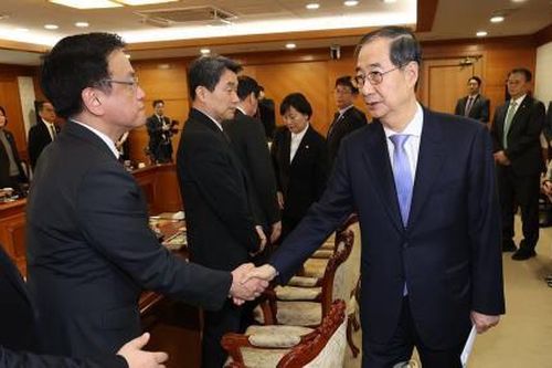 Hàn Quốc: Phe đối lập lên tiếng sau khi quyền Tổng thống Han Duck-soo được phục chức