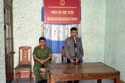 'Con nghiện' xộ khám
