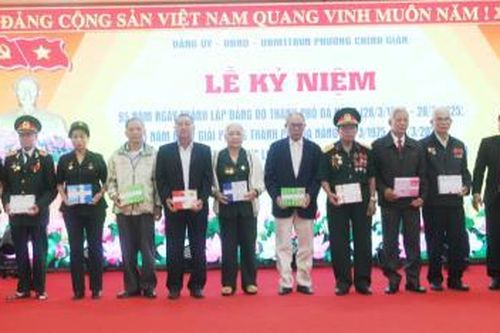Gặp mặt cơ sở cách mạng, cựu chiến binh trực tiếp tham gia giải phóng Đà Nẵng